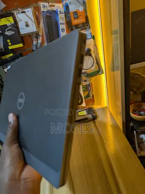 Laptop Dell Latitude 7410 32GB Intel Core i7 SSD 512GB