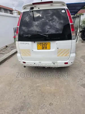 Toyota Noah 2001 White