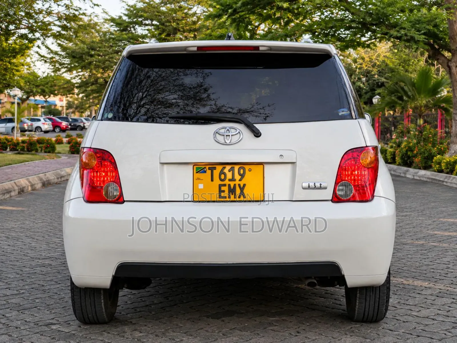 Toyota IST 2004 White