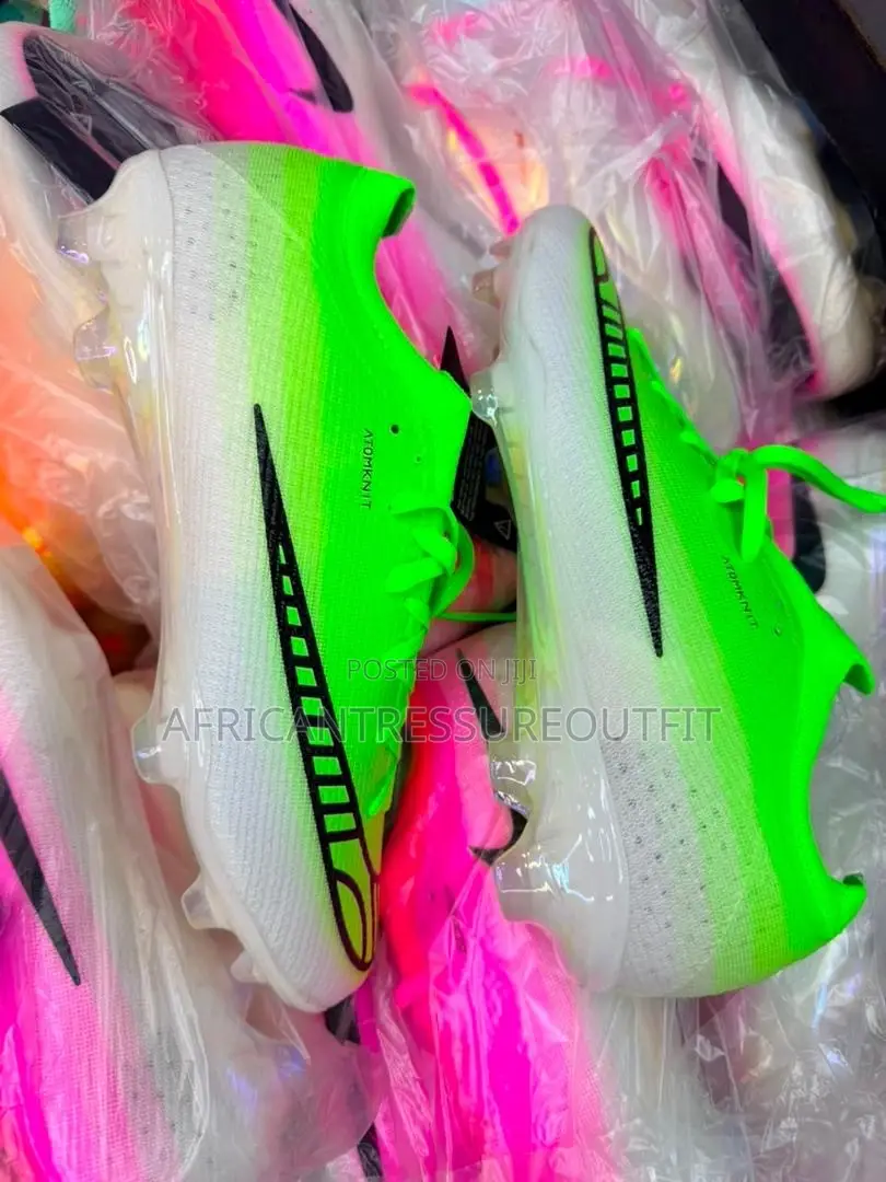 Nike Phantom 6 Pro Low Football Boots