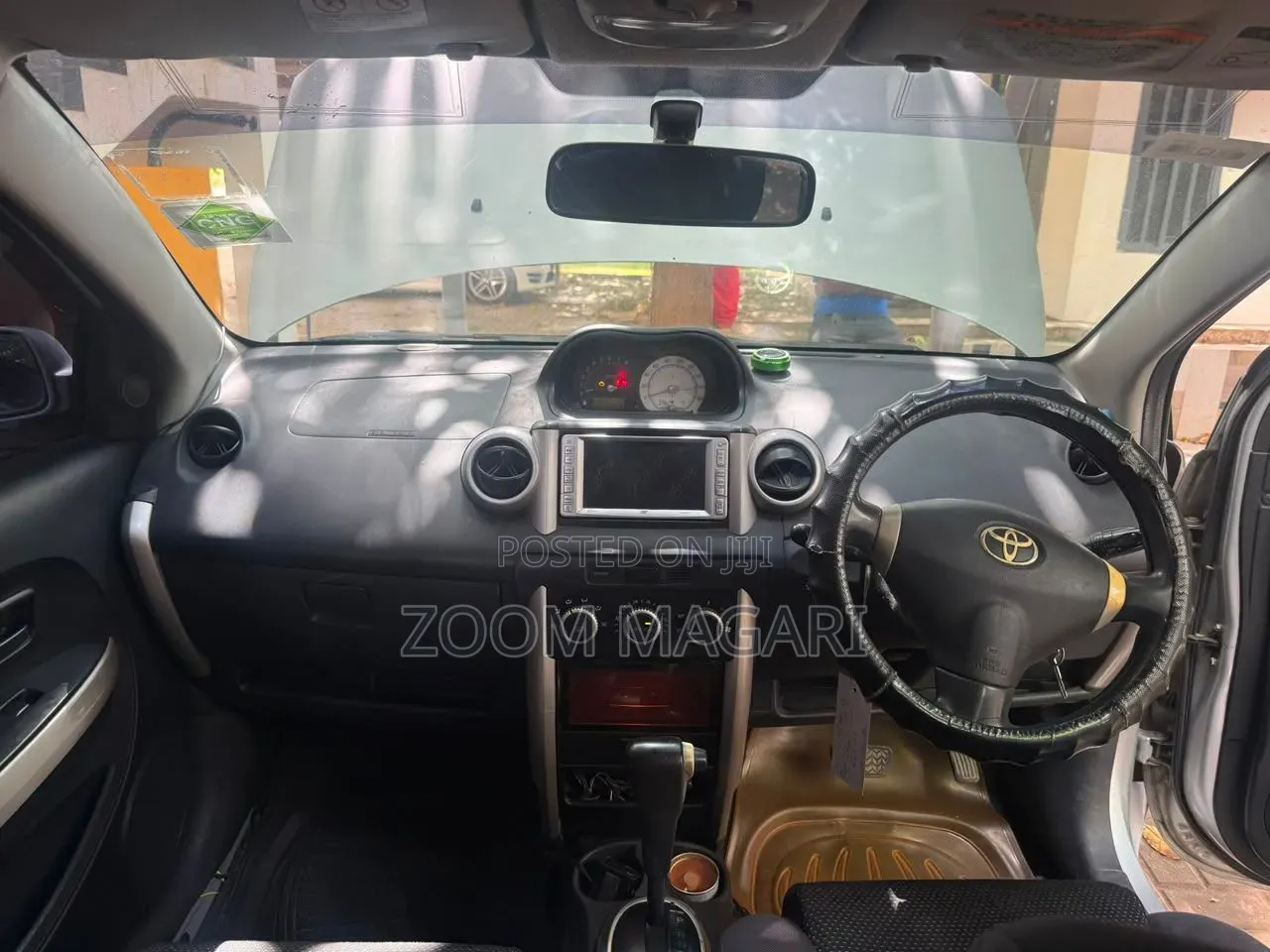 Toyota IST 2006 Silver