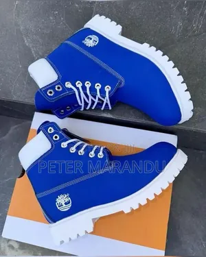 Premium Boot Rangi Zote Kali