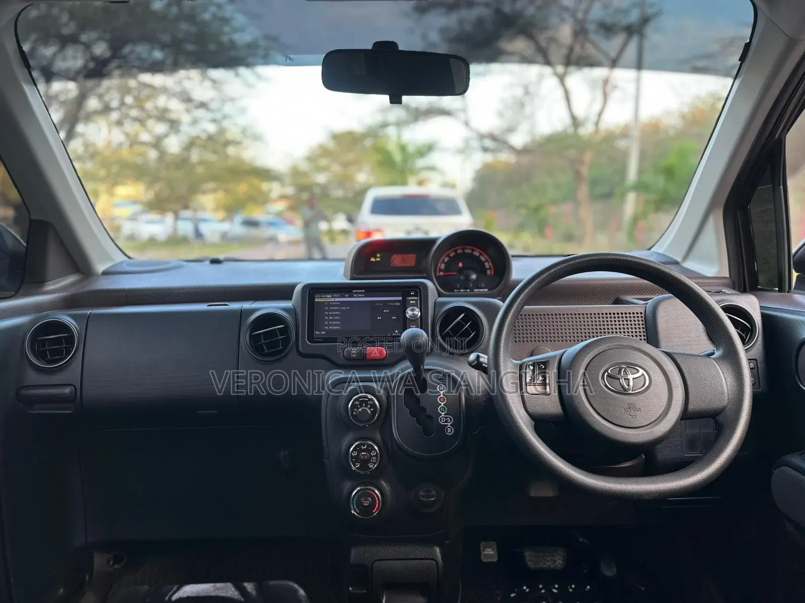 Toyota Porte 2014 Brown
