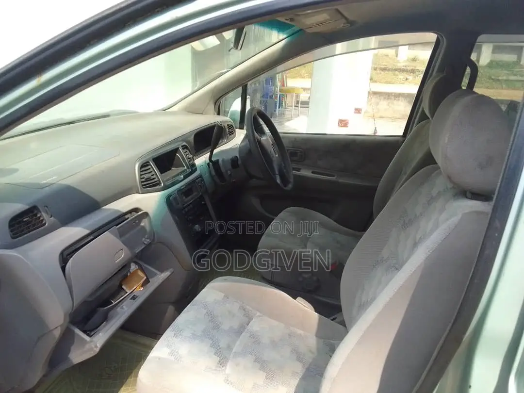 Nissan Liberty 1999 Green