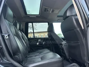 Land Rover Discovery 2015
