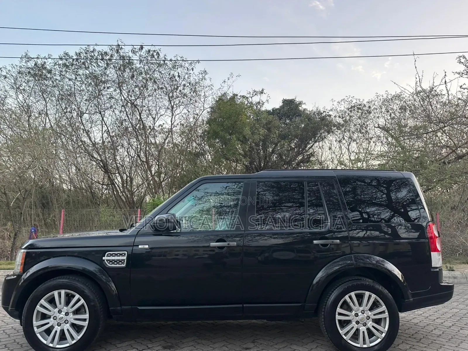 Land Rover Discovery 2015