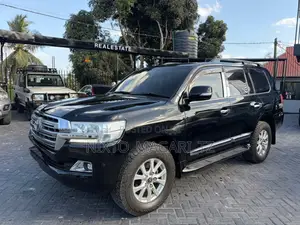 Toyota Land Cruiser 2016 Black