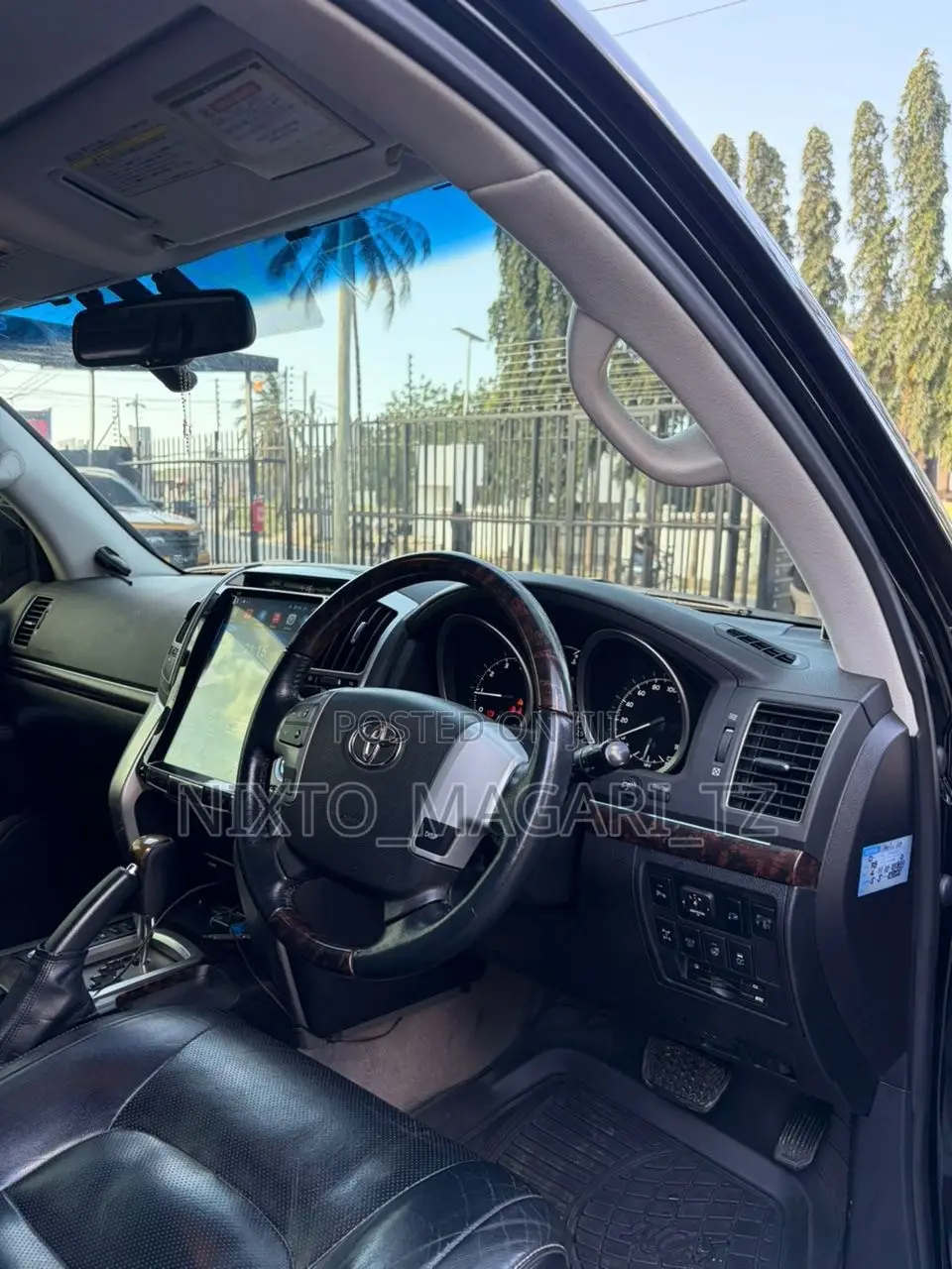 Toyota Land Cruiser 2016 Black