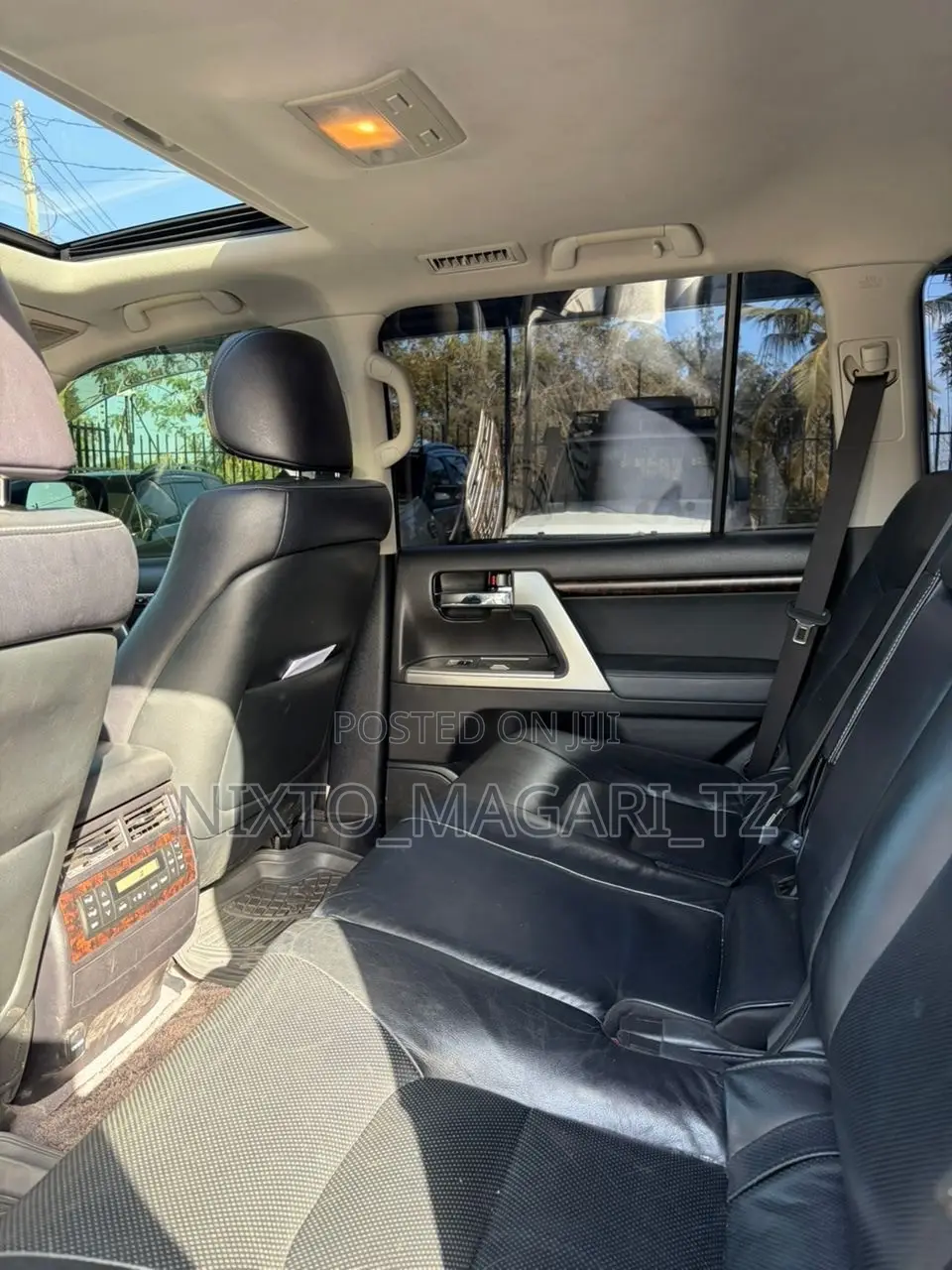 Toyota Land Cruiser 2016 Black