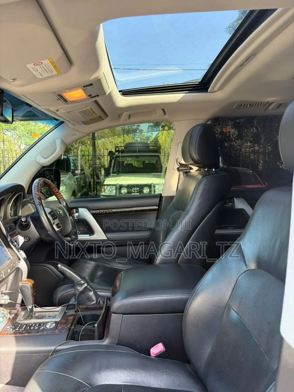 Toyota Land Cruiser 2016 Black