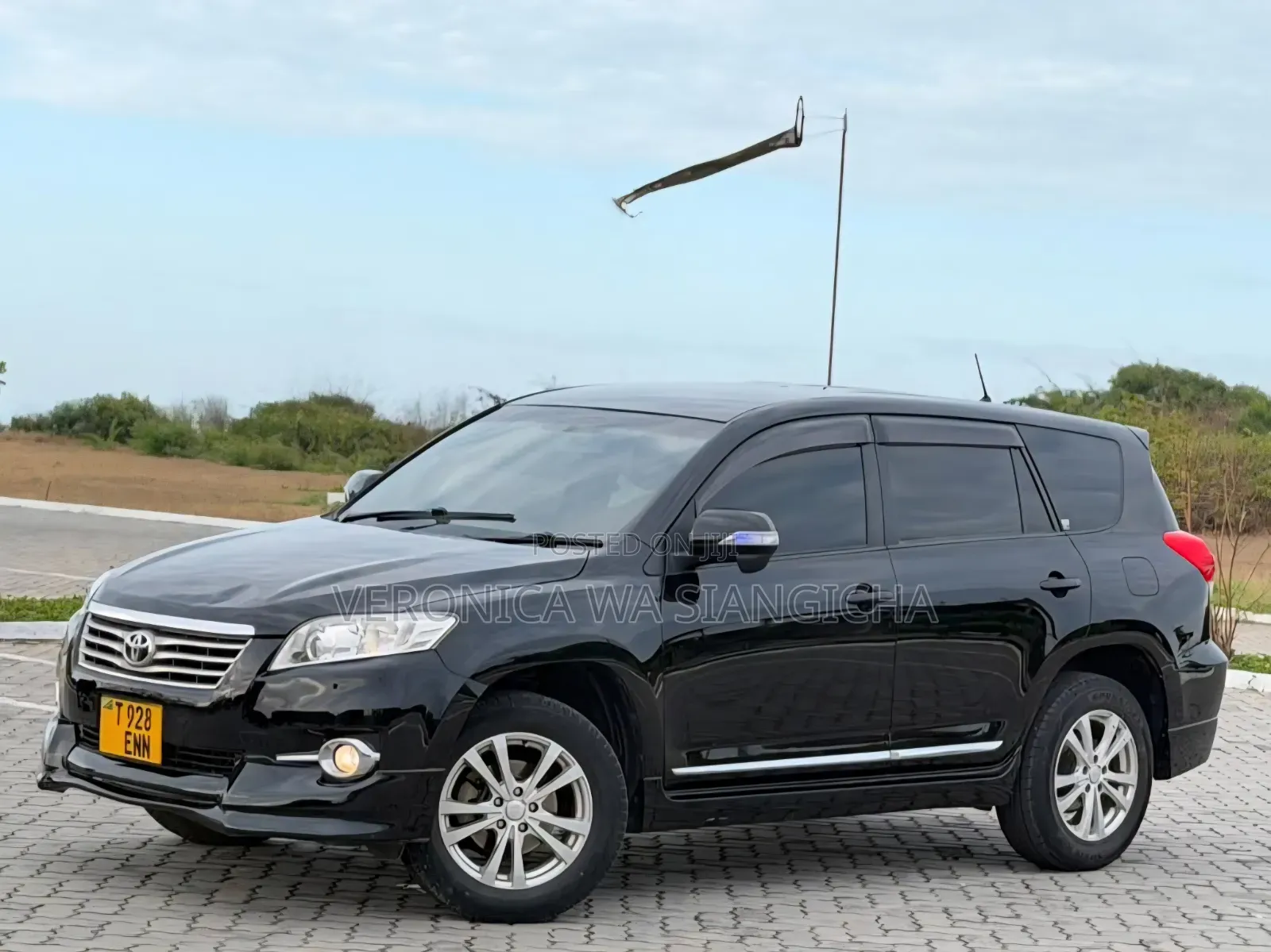 Toyota Vanguard 2010 Black