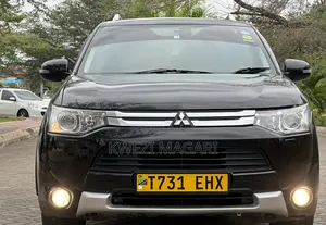 Mitsubishi Outlander 2014 Black