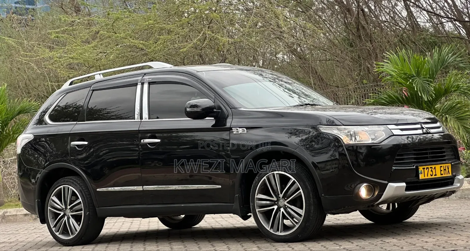 Mitsubishi Outlander 2014 Black