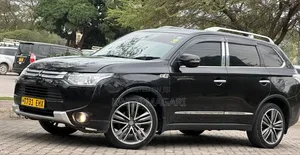 Mitsubishi Outlander 2014 Black