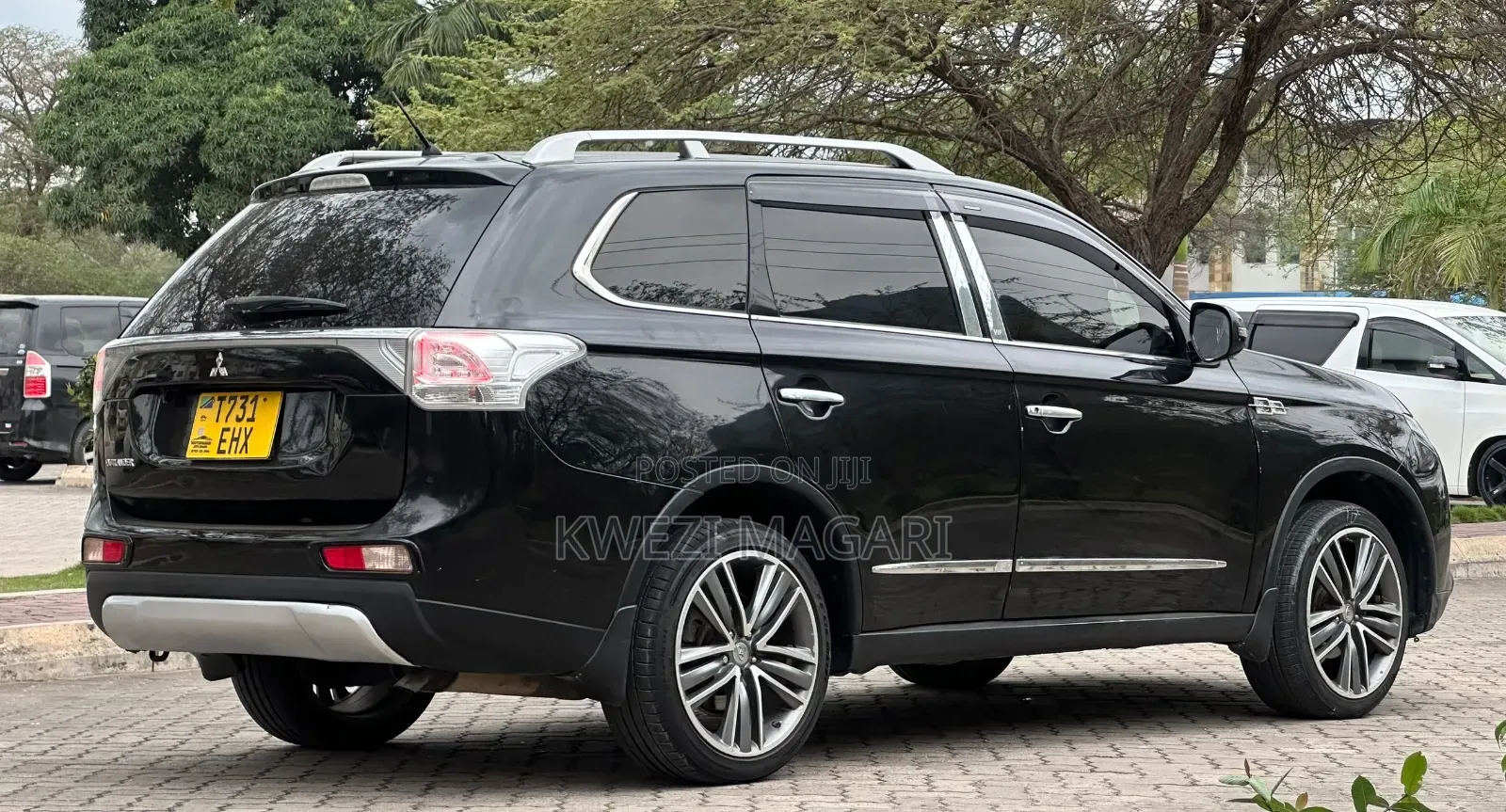 Mitsubishi Outlander 2014 Black