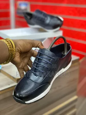 Timberland Leather Sneakers – Smart Casual Look!