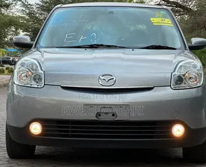 Mazda Verisa 2009 Silver