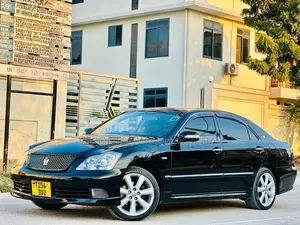 Toyota Crown 2006 Black