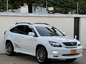 Toyota Harrier 2005 White