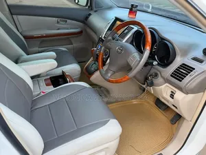 Toyota Harrier 2005 White