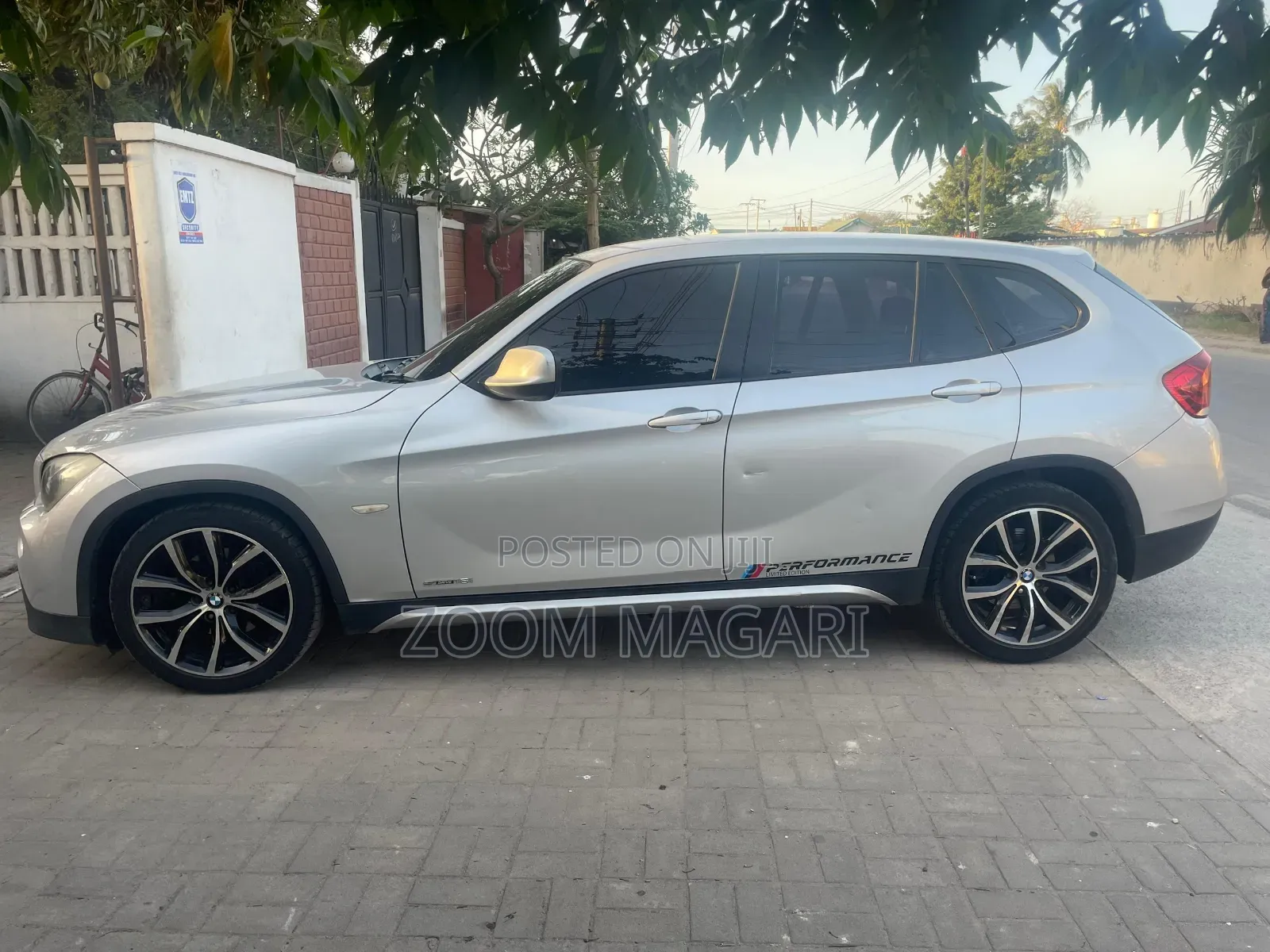 BMW X1 2010 Gray