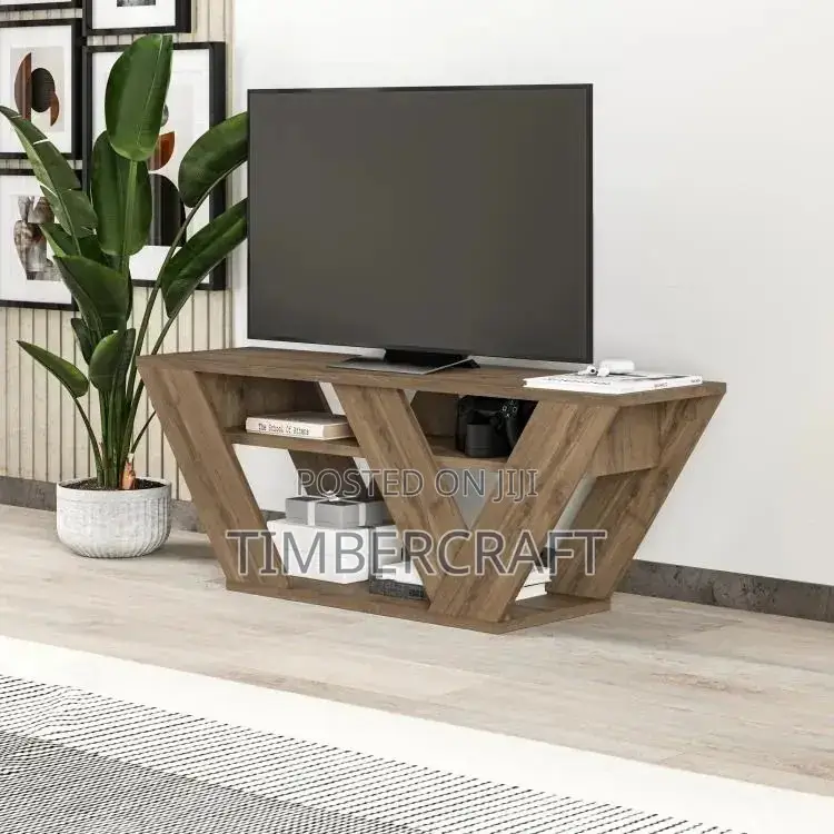 Pipralla TV Stand Hitit
