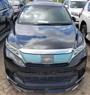 Toyota Harrier 2017 Black