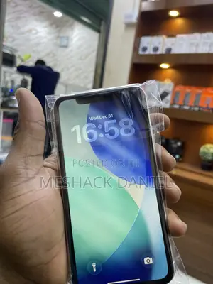 Apple iPhone 11 256 GB White