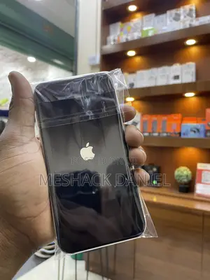 Apple iPhone 11 256 GB White