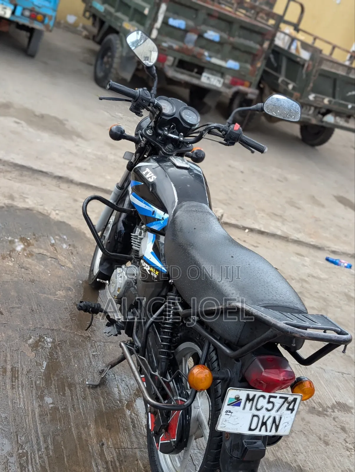 TVS HLX 125 2024 Blue