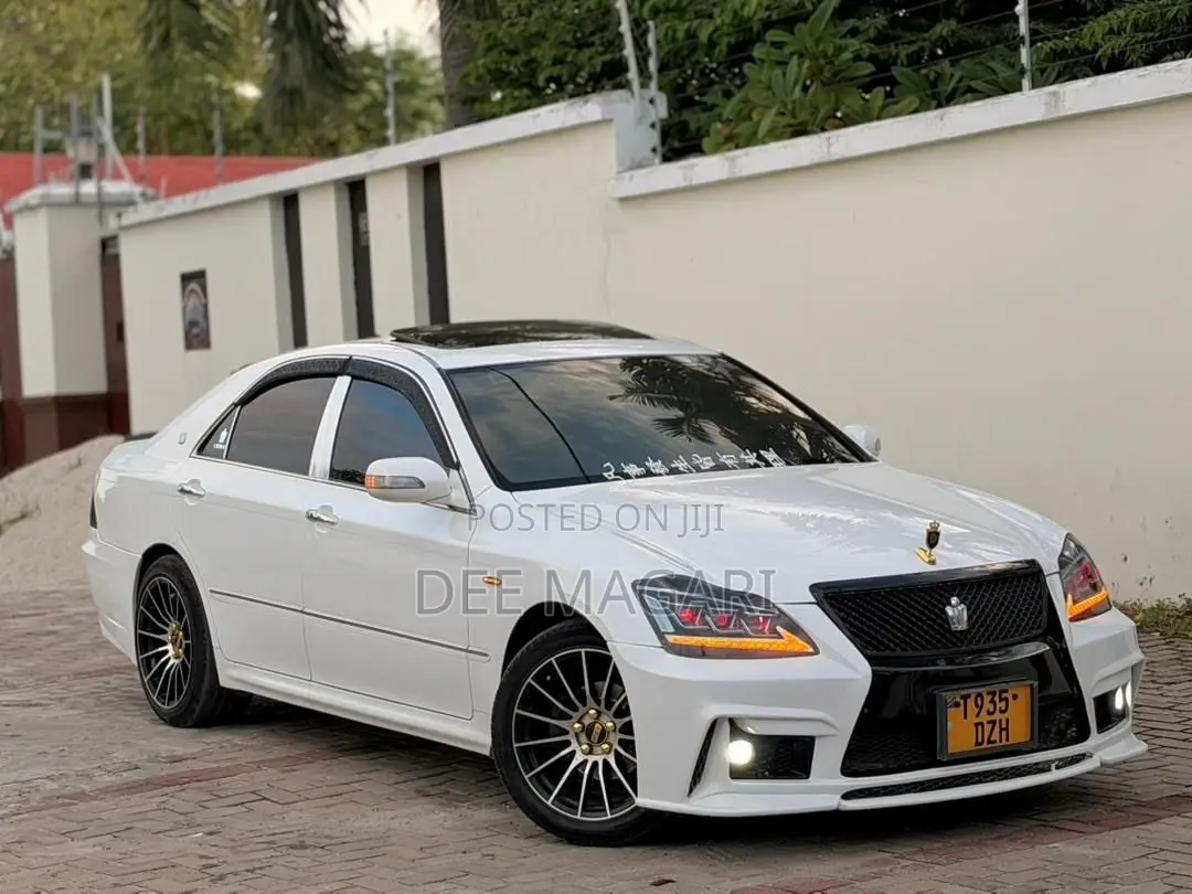 Toyota Crown 2007 Black