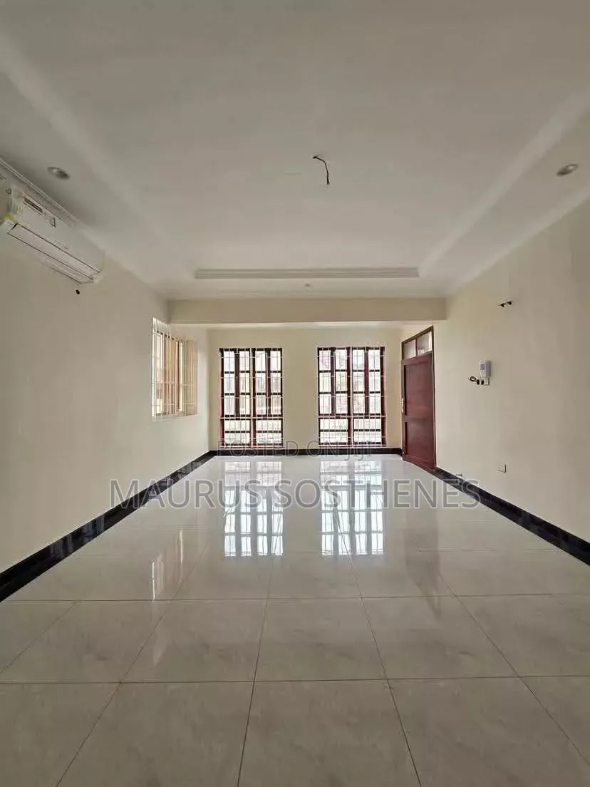 3bdrm Villa in Msasani for rent