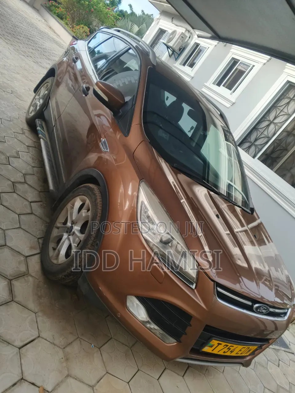 Ford Kuga 2013 Brown