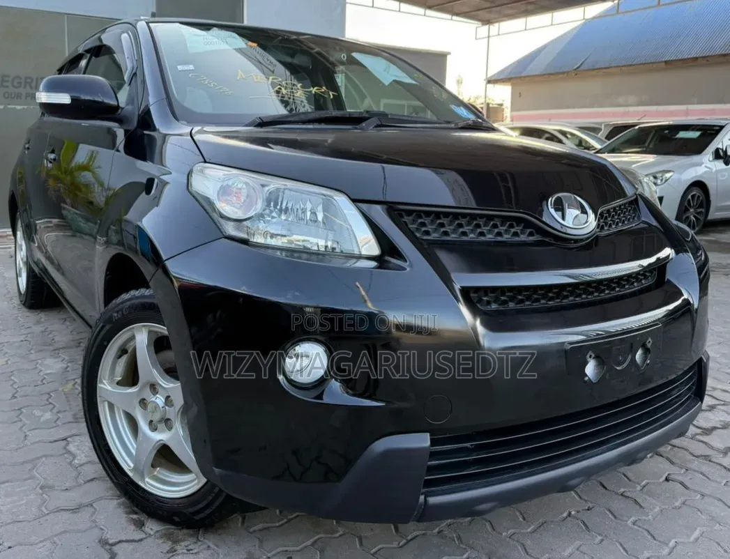 Toyota IST 2008 Matt Black