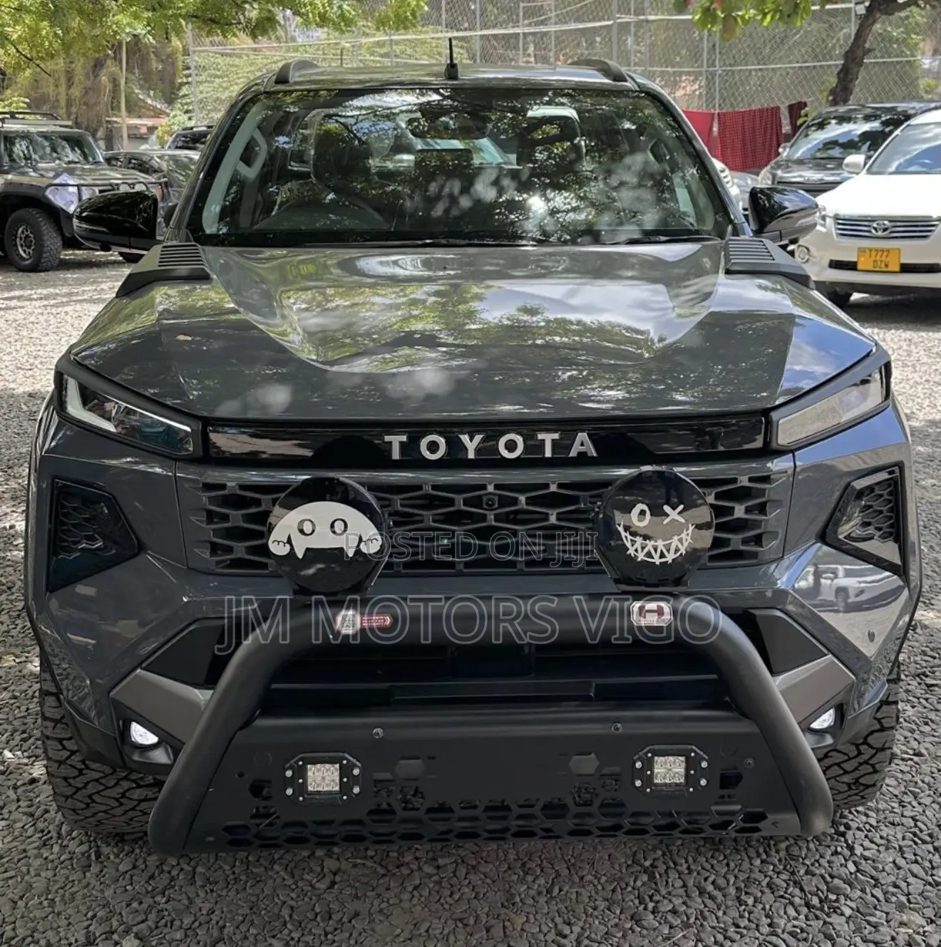 New Toyota Hilux 2026 Gray