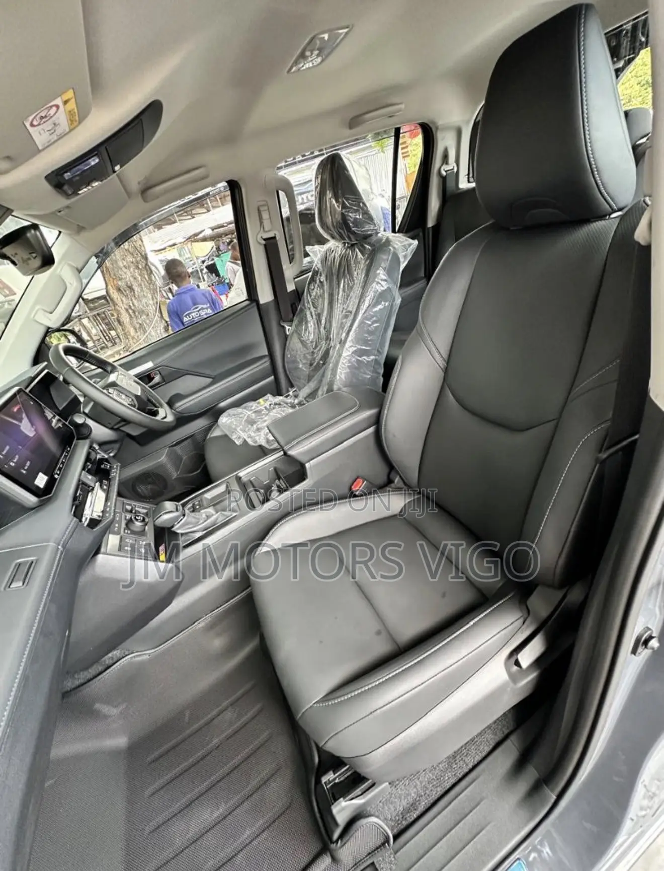 New Toyota Hilux 2026 Gray