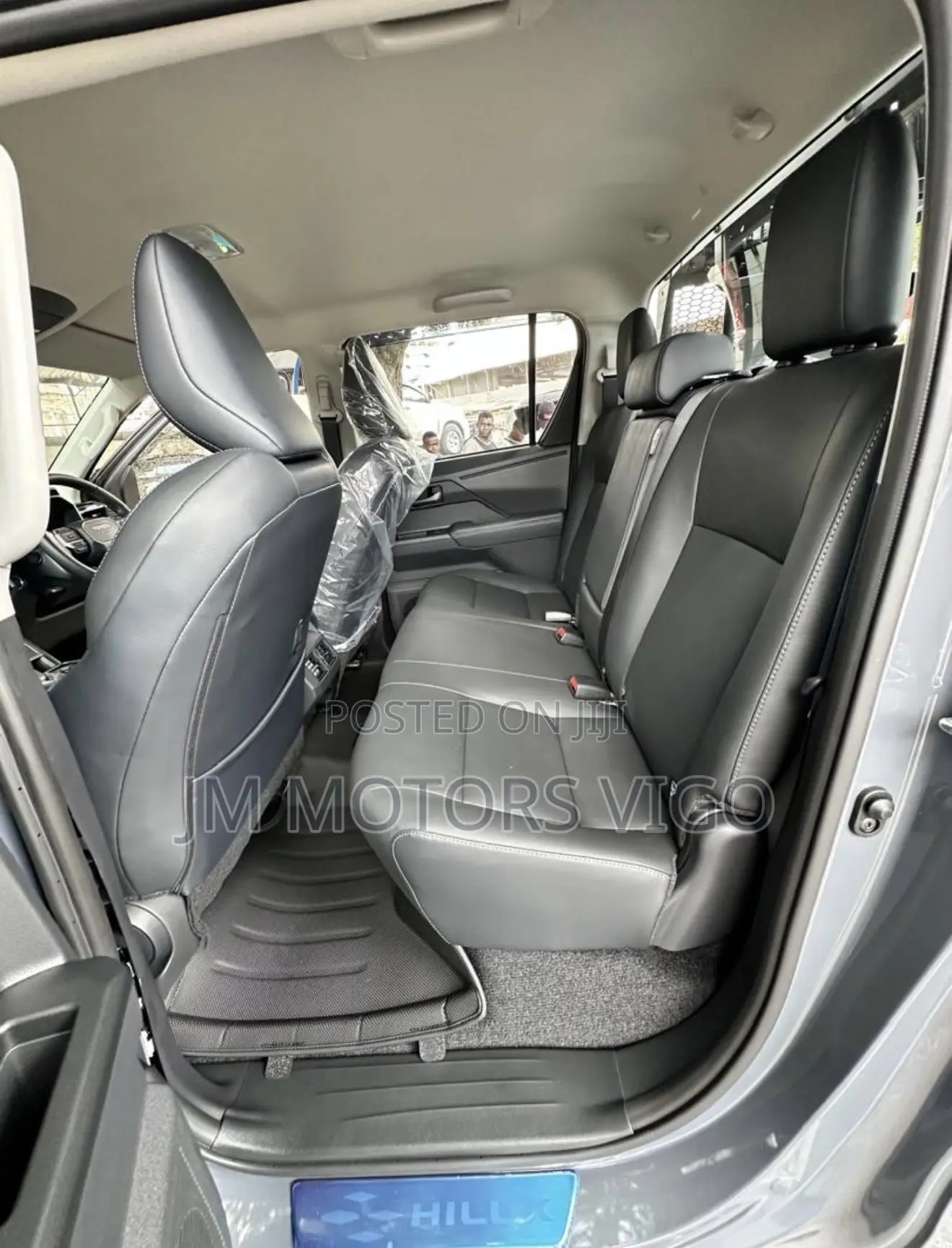 New Toyota Hilux 2026 Gray