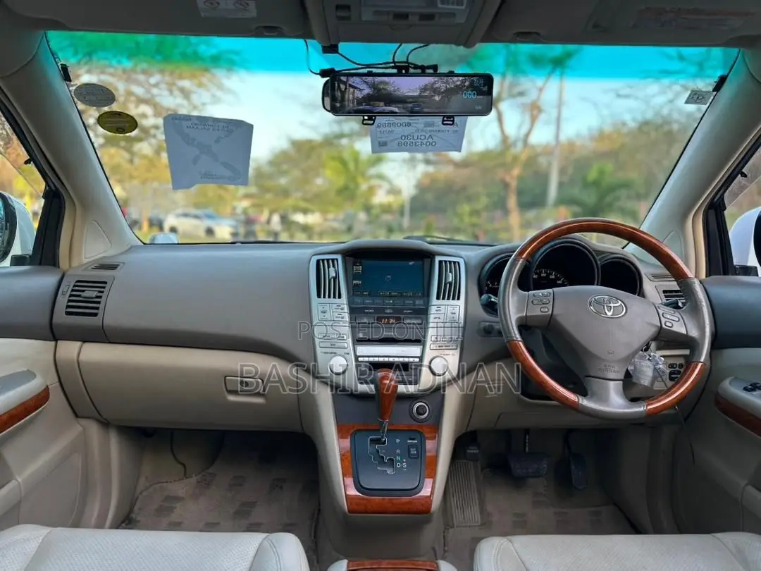 Toyota Harrier 2006 White