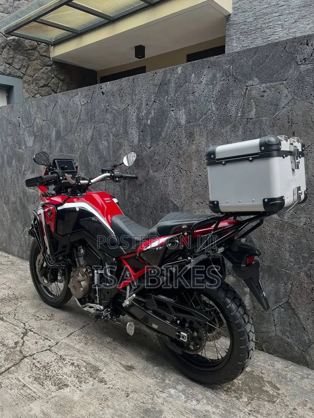 Honda 2022 Red