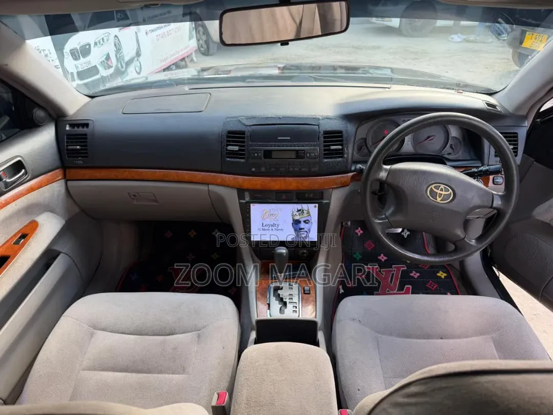 Toyota Kluger 2004 Black