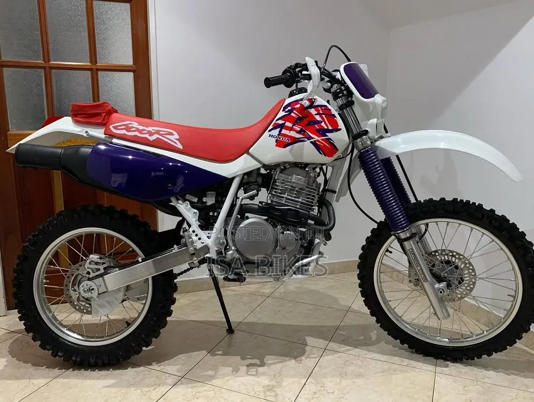 Honda 2022 White
