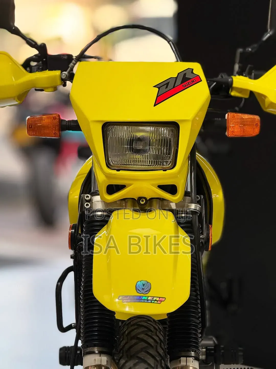 Suzuki 2022 Yellow