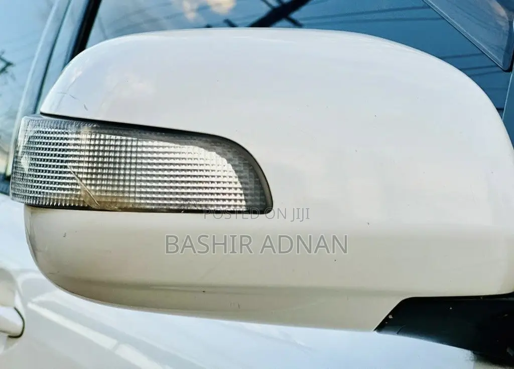 Toyota Harrier 2006 White