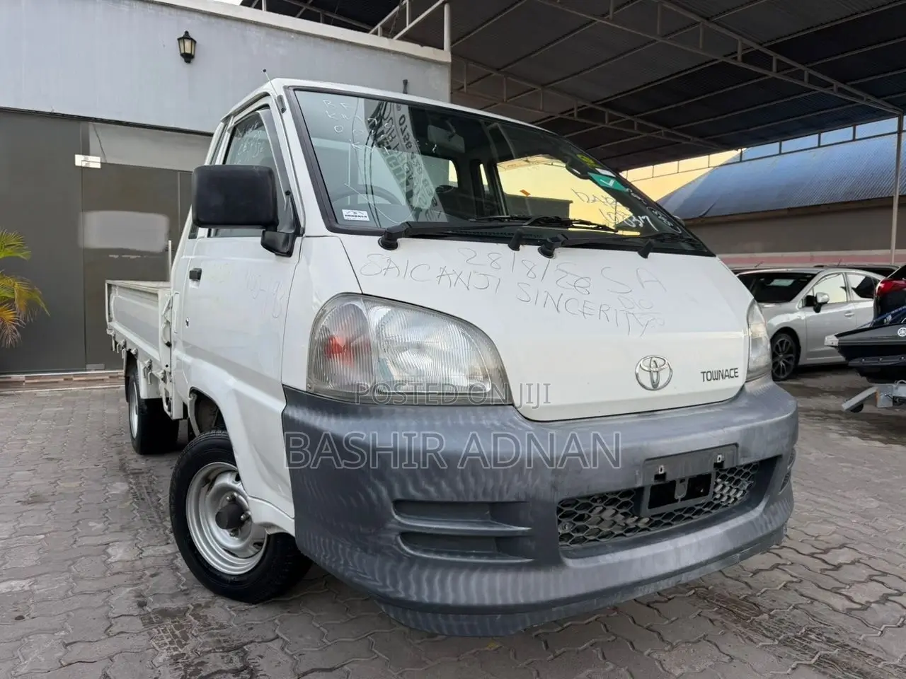 Toyota Townace Truck Chasis(mpya) Injection With 15,732km(original).