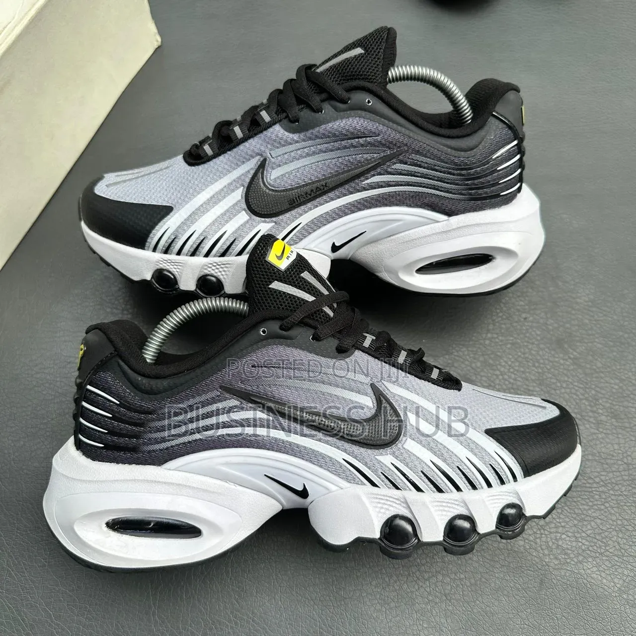 🔥🔥 Brand Tow Sneakers Shoes 👆👆