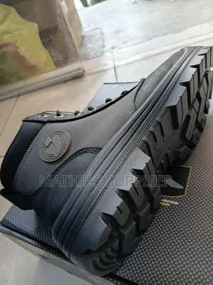 Safety Jogger Black Boots