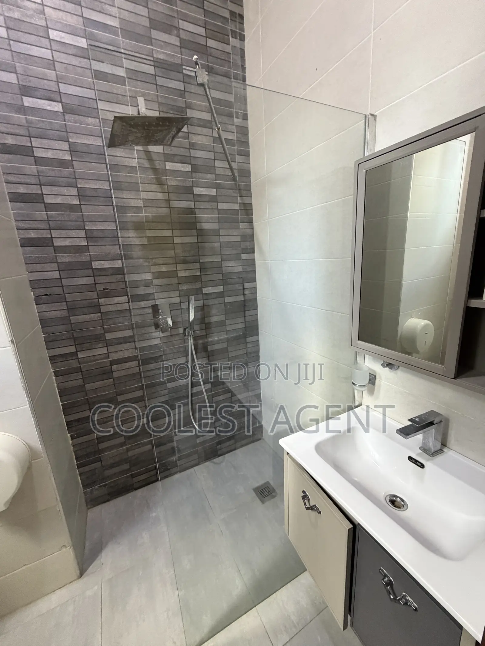 Furnished 2bdrm Apartment in Coolest Estate, Oyster Bay for rent