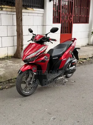 Honda 2022 Red