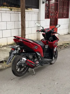 Honda 2022 Red
