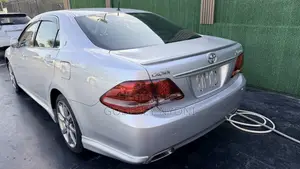Toyota Crown 2009 Silver